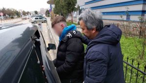 17 bin lirayı bankadan çekerken yakalanan dolandırıcıya adli kontrol