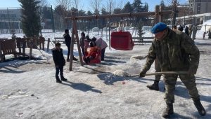 41'inci Komando Tugay Komutanlığı yardım faaliyetlerine devam ediyor
