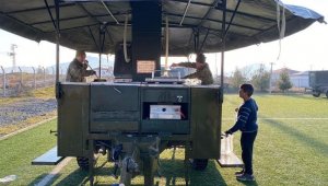 66'ncı Mekanize Piyade Tugayı İslahiye'de vatandaşlara yemek hizmeti veriyor