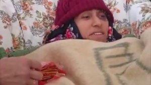 78 saat sonra enkazdan sağ çıkarılan 2 çocuk annesi: "Kepçe benim için geldi diye çok sevindim"