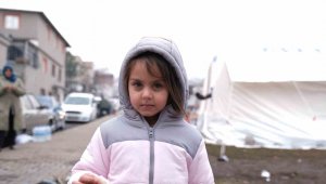 Afet bölgesine yardımlar sürüyor