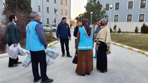 Afyonkarahisar'da depremzedelere kütüphane kuruldu
