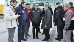 Ahmet Nur Çebi deprem felaketinden etkilenen Hatay'da