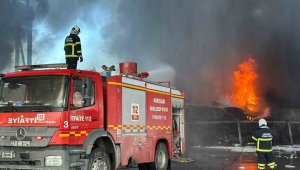 AK Partili 807 belediye deprem bölgesinde yaraları sarıyor