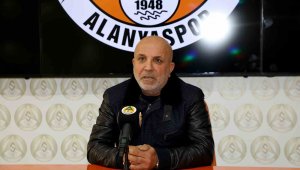 Alanyaspor Başkanı Çavuşoğlu: "Bu anlamlı maça herkesi bekliyoruz"