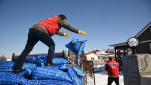 Altındağ'dan depremzedelere kömür desteği