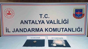 Antalya'da uyuşturucu madde ticareti yapan şüpheli yakalandı