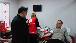 Artuklu Üniversitesinin deprem destek çalışmaları kan bağışıyla sürüyor
