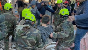 Azerbaycanlı arama kurtarma ekipleri Kahramanmaraş'ta 44 kişiyi kurtardı