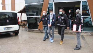 Bahçeye giren tavuk yüzünden işlenen cinayetin sanıkları hakim karşısında