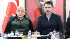 Bakan Kurum ve Kirişci, Osmaniye'de depreme ilişkin son durum bilgisi aldı
