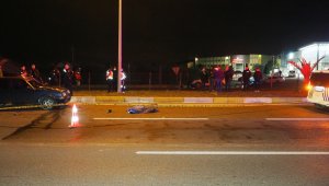 Balıkesir'de yolun karşısına geçerken otomobilin çarptığı şahıs hayatını kaybetti