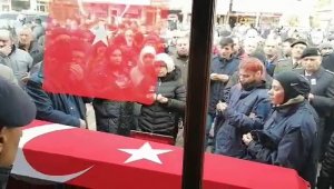 Başçavuş Özkaya ve annesi Yozgat'ta son yolcuğuna uğurlandı