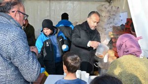 Başkan Aktaş deprem bölgesinde