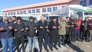 Bayburt Belediyesi 45'inci yardım kamyonunu dualarla deprem bölgesine uğurladı
