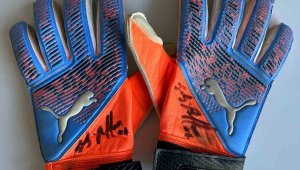 Buffon'un eldivenlerinden elde edilen gelir depremzedelere bağışlanacak