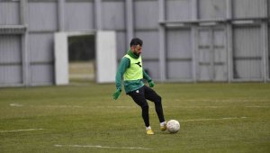 Bursaspor 5'e 2 pas pres çalıştı