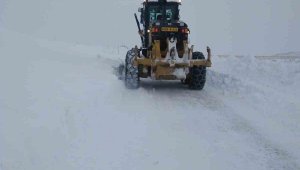 Büyükşehir, 104 mahalle yolunu ulaşıma açtı
