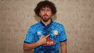 Çaykur Rizespor Ögün Özçicek'i kiraladı