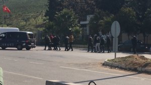 Cilvegözü Sınır Kapısı'ndan cenaze transferi ve yardım geçişleri