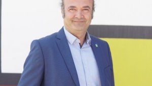 Çokay: "Depremzede çocuklarla, empati kurmalarını destekleyecek konuşmalar yapılmalı"