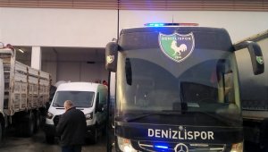 Denizlispor'un otobüsü deprem bölgesinde