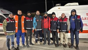 Deprem bölgesinde haberleşme ve koordinasyona İzmir'den destek