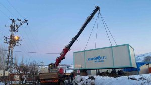 Deprem bölgesine konteyner desteği