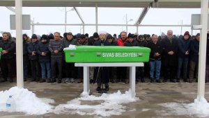 Depremde hayatını kaybeden üniversite öğrencisine memleketinde acı veda