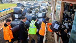 Depremin 4. gününde de yardımlar çığ gibi büyüyor