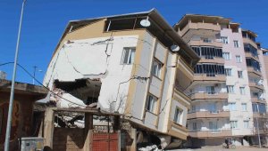 Depremin şaşırtan karesi