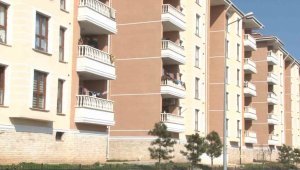 Depremin vurduğu Hatay'da TOKİ ayakta