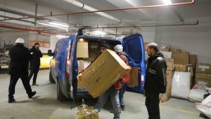 Depremzedeler için seferber olan Esenlerliler yardıma devam ediyor