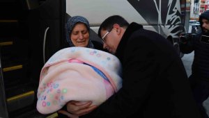 Depremzedeleri Nazilli'ye getirmek için gönderilen ilk otobüs ilçeye döndü