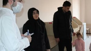 Depremzedelerin sağlık taraması yapıldı