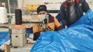 Develi'de deprem bölgesi için çadır üretimine başladılar