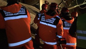 DİSAK Timine ait sismik-akustik dinleme cihazıyla enkaz altından bir kişi kurtarıldı