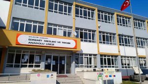 Edremit'te 3 Lise binası güçlendirme için tahliye edildi