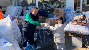 Efelerli miniklerden depremzedelere büyük moral