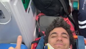 Enkaz altından 69. saatte sağ çıkarılan 19 yaşındaki gencin ilk isteği kitapları oldu