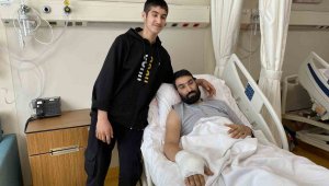 Enkazda "Tamam öldük, biz ölüyoruz" dedikleri anda kurtuldular