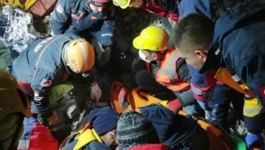 Erdoğan'ın ziyaret ettiği apartmanın enkazından 72 saat sonra kurtarıldı