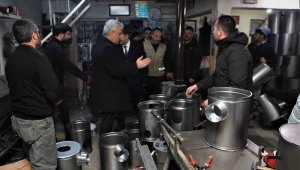 Erzincan esnafı da depremzedeler için tek yürek oldu