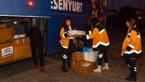 Esenyurt deprem bölgesine desteklerini sürdürüyor