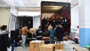 Esenyurt'tan deprem bölgesine 543 bin ihtiyaç malzemesi gönderildi