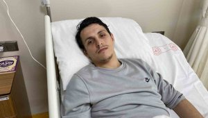 Eşini kurtarırken enkaz altında kalan depremzedenin ayak parmakları kesildi