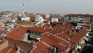 Eskişehirli esnafların bazıları depremzedelere evini açtı, bazıları kirada indirim yaptı