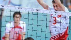Eskişehirli milli voleybolcudan kötü haber