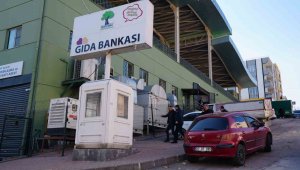 Fadıloğlu: "İhtiyaç sahibi herkese destek olacağız"
