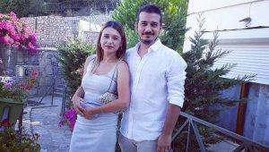 Genç çift, depremde yaşamını yitirdi